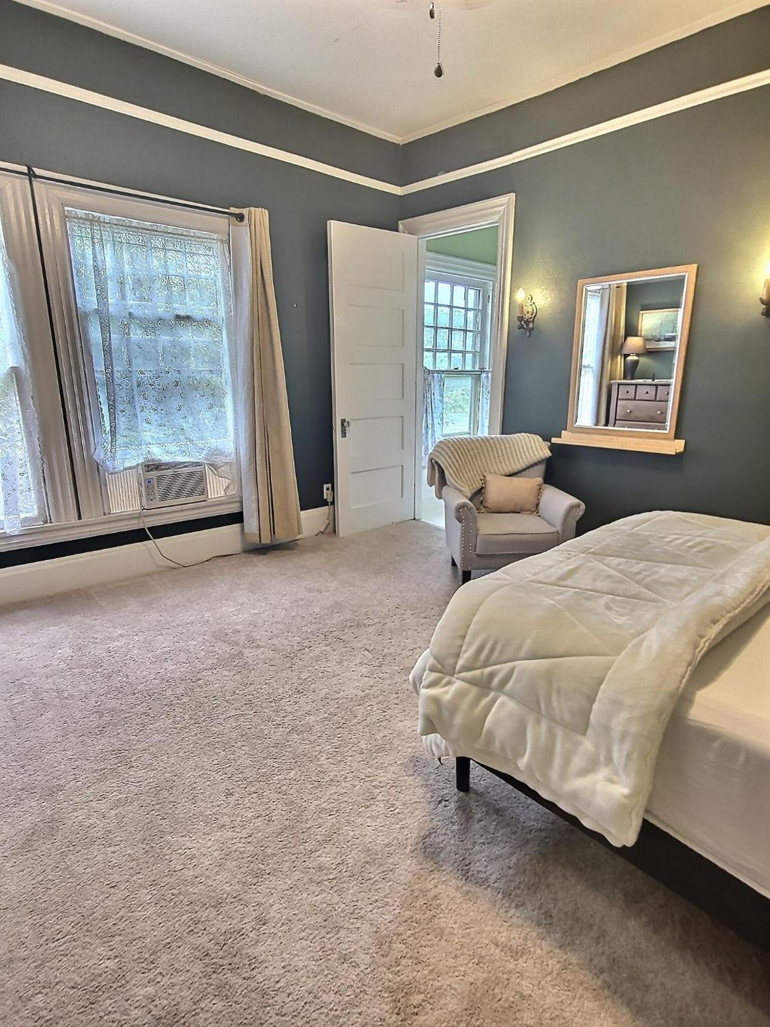 The Kings Throne Inn And Guest House Toledo Exteriér fotografie
