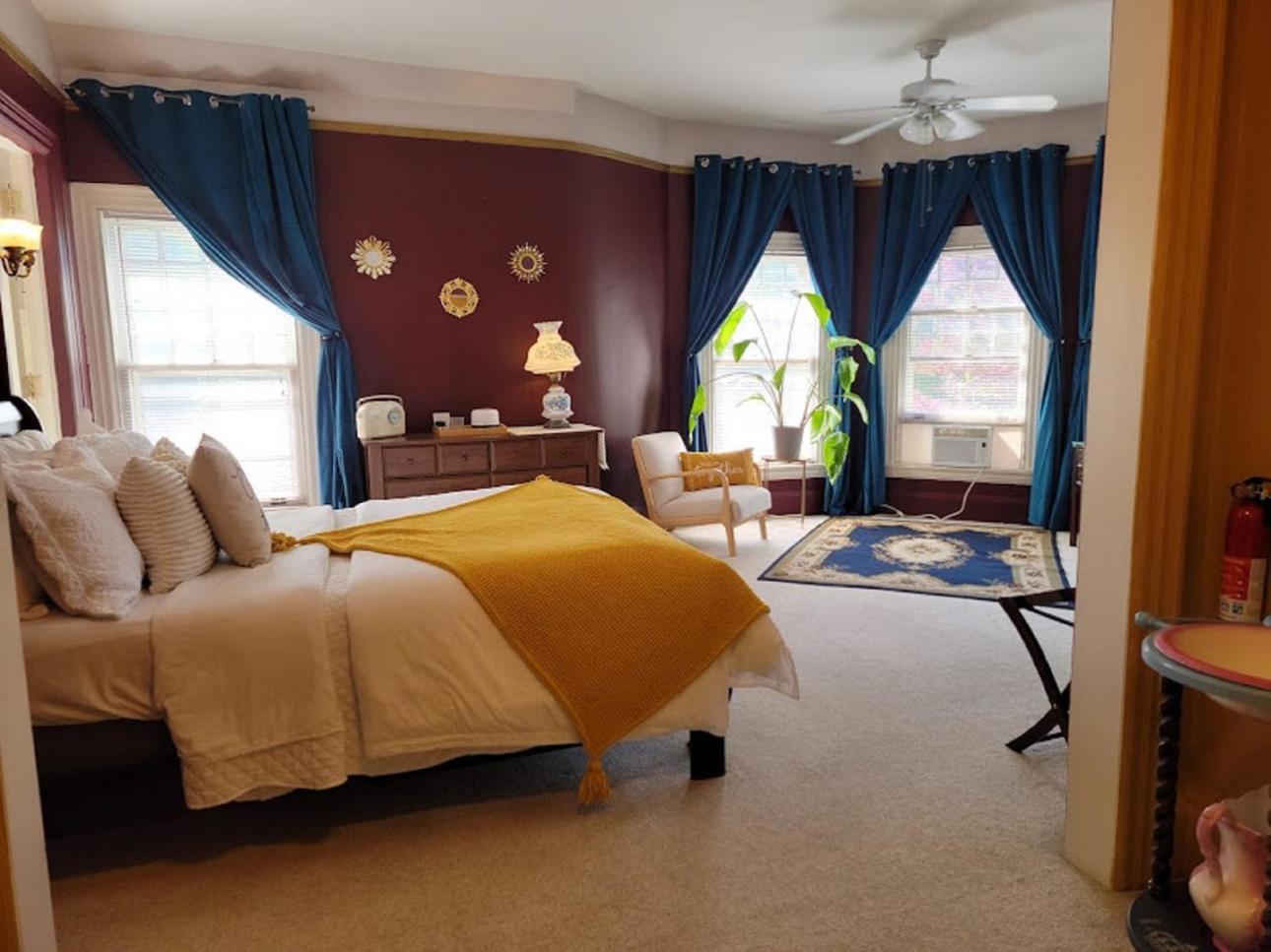 The Kings Throne Inn And Guest House Toledo Exteriér fotografie