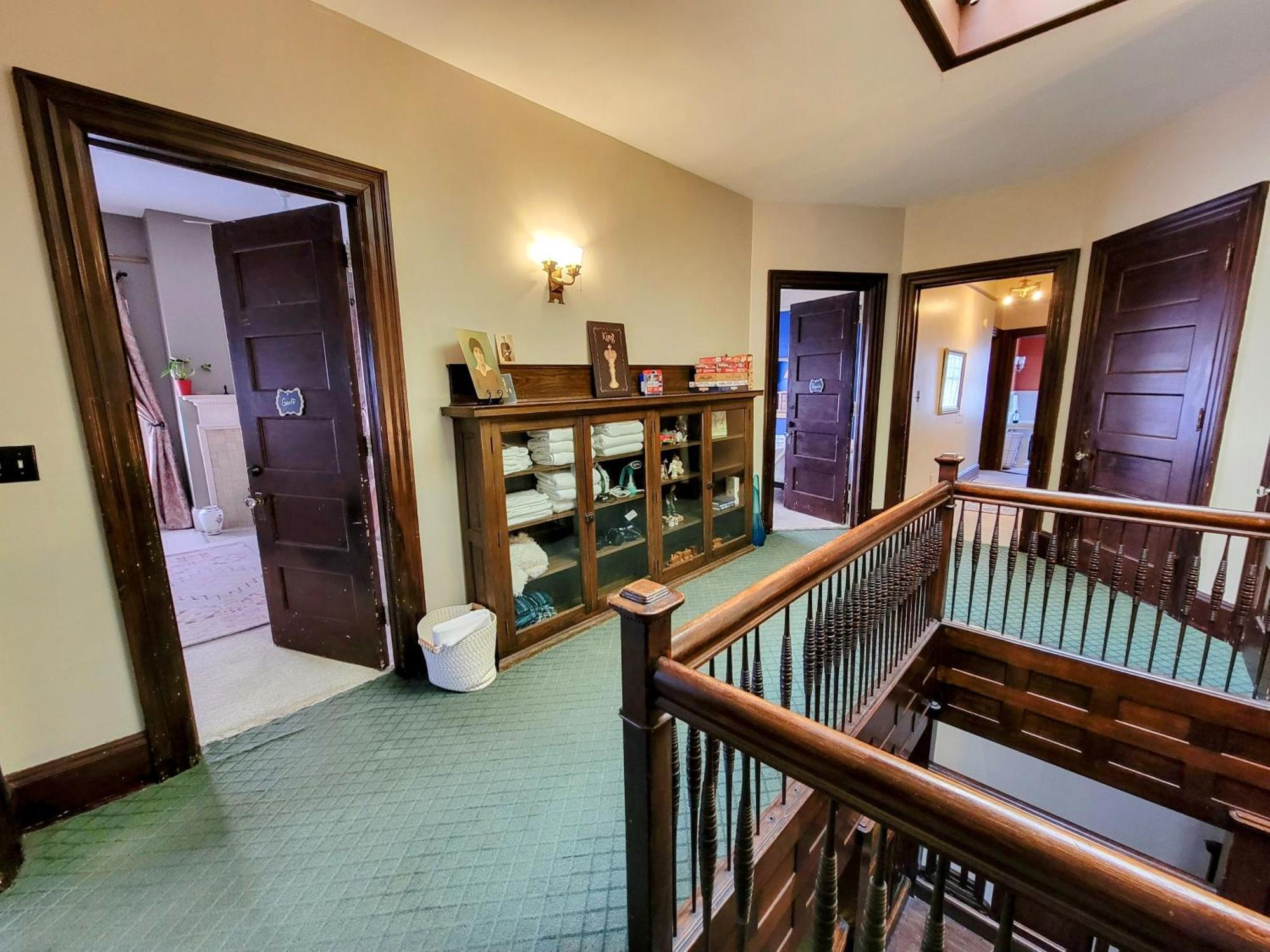 The Kings Throne Inn And Guest House Toledo Exteriér fotografie