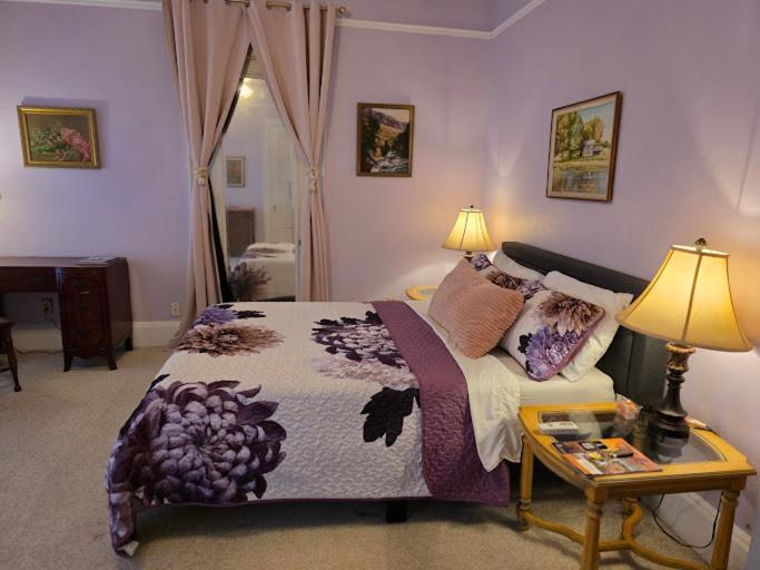 The Kings Throne Inn And Guest House Toledo Exteriér fotografie